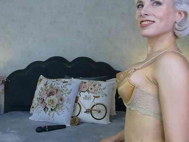 JeniferS webcam