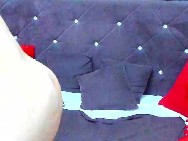 BelleInna live cam on BongaCams