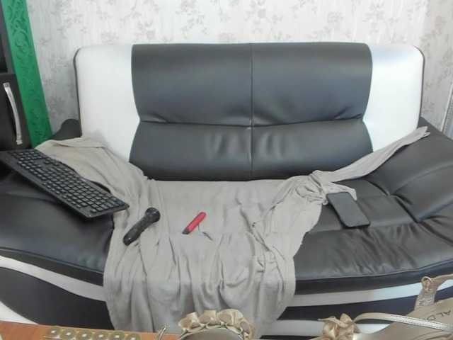 BelleInna's BongaCams show and profile