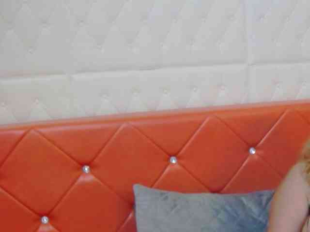 BelleInna webcam