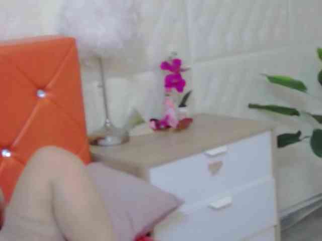 BelleInna webcam