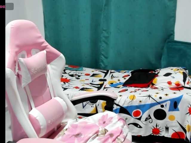 chrystal85 live cam
