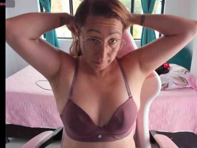 chrystal85 webcam