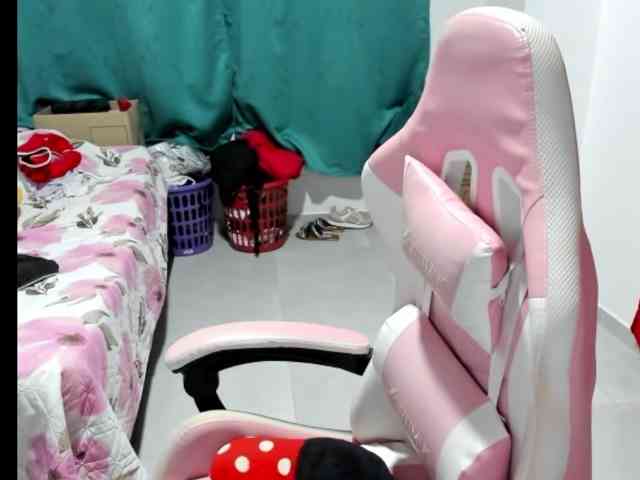 chrystal85 webcam