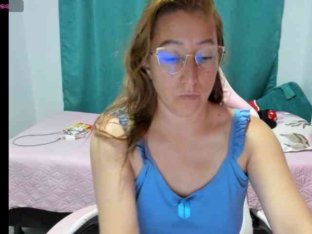 chrystal85 webcam