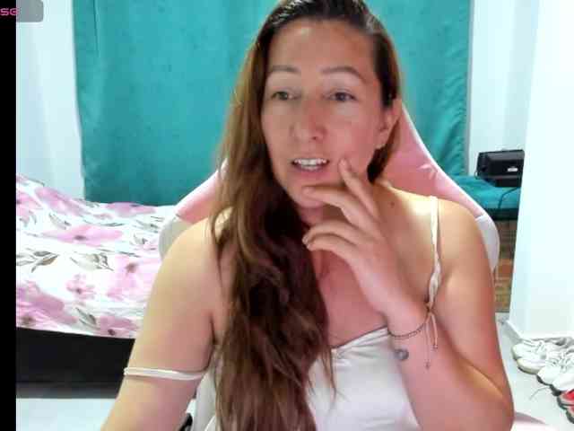 chrystal85 webcam