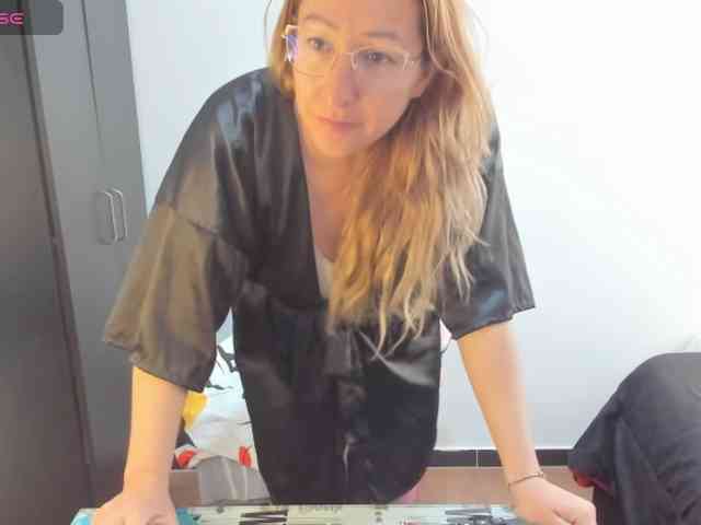 chrystal85 webcam
