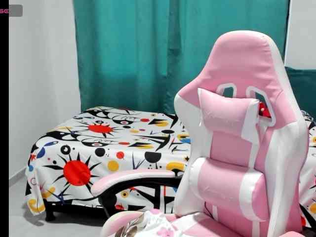 chrystal85 webcam