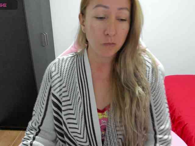chrystal85 webcam