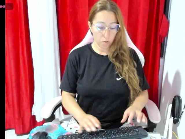 chrystal85 webcam