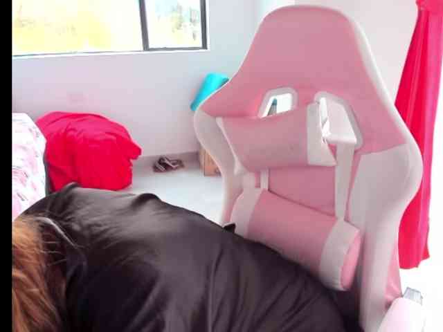 chrystal85 webcam