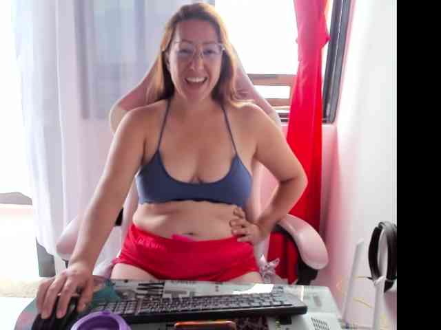 chrystal85 webcam