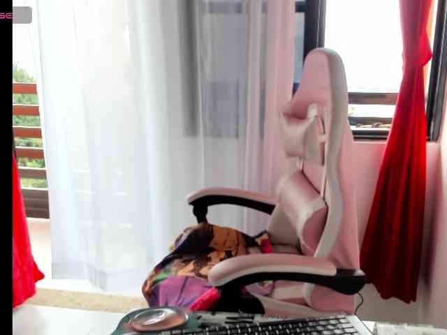 chrystal85 webcam