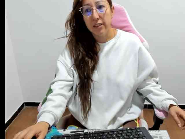 chrystal85