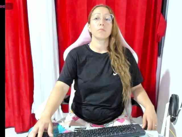 chrystal85 webcam