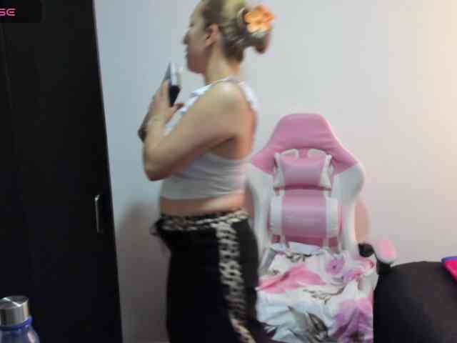 chrystal85 webcam