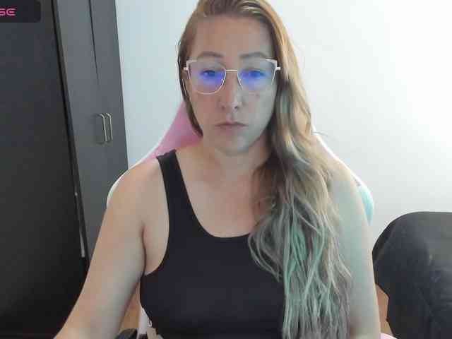 chrystal85 webcam