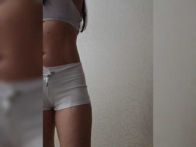 still-her's BongaCams show and profile