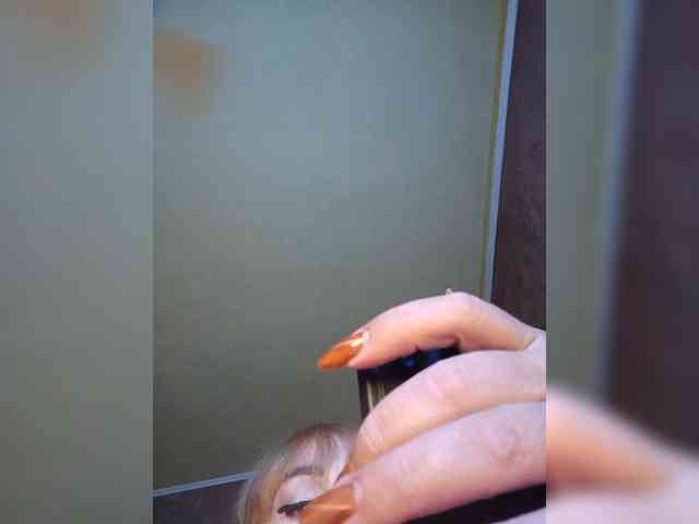 ElizaCutie webcam