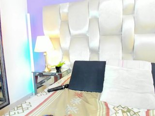 megan-loviitz's Live Webcam
