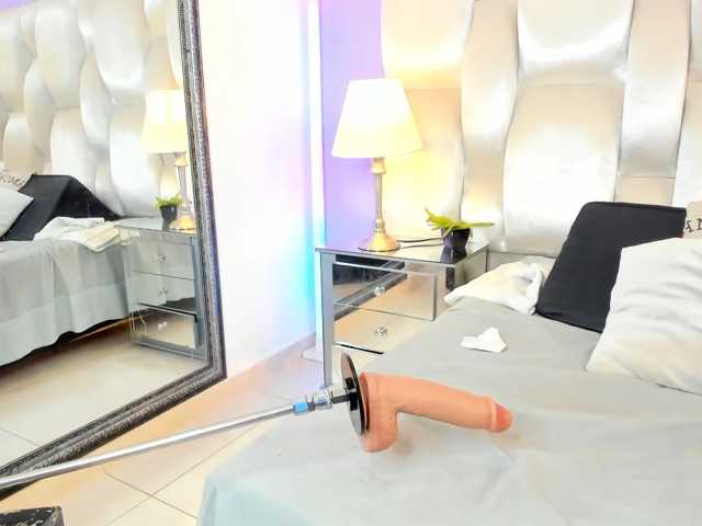 megan-loviitz live cam on BongaCams