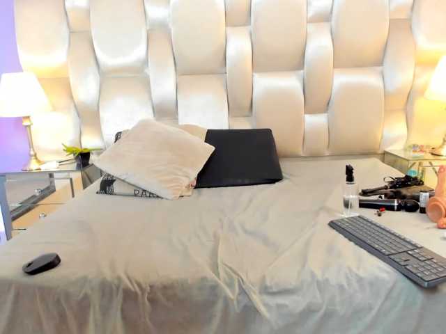 megan-loviitz live cam preview