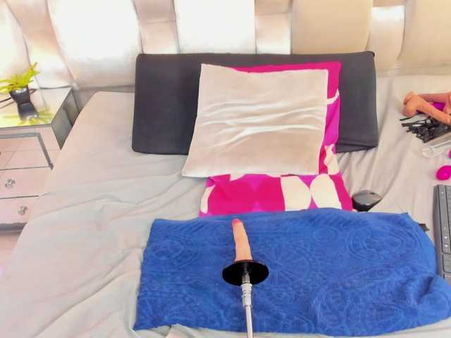 megan-loviitz live cam on BongaCams
