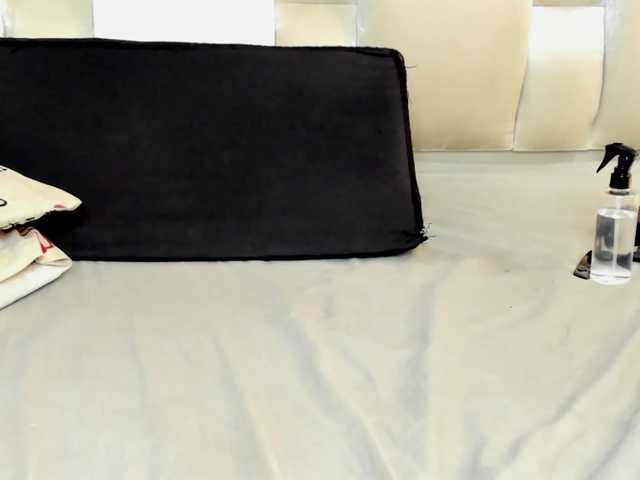 megan-loviitz live cam on BongaCams