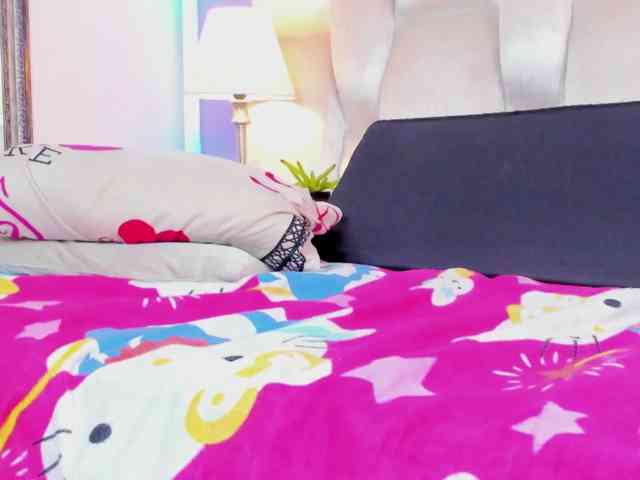 Model: megan-loviitz