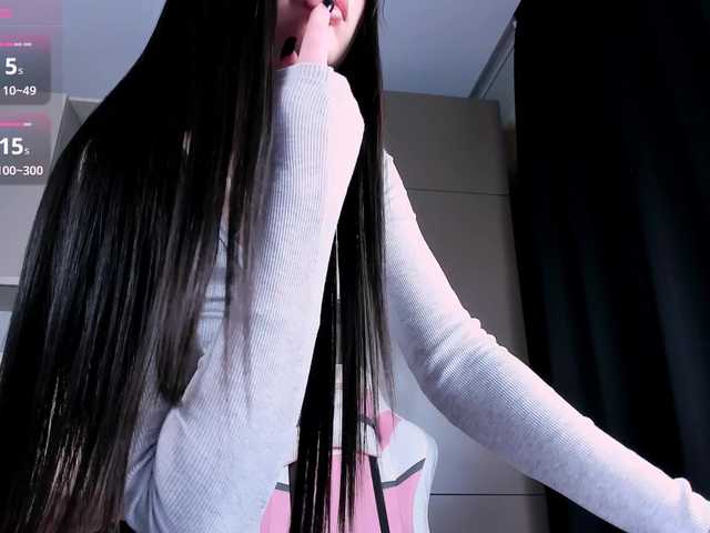khloepaws — live trans cam