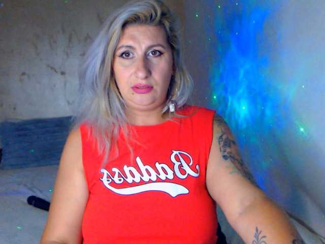 LilithGreen live webcam show