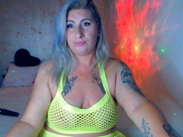 LilithGreen live cam on BongaCams