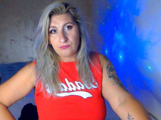 LilithGreen live webcam show
