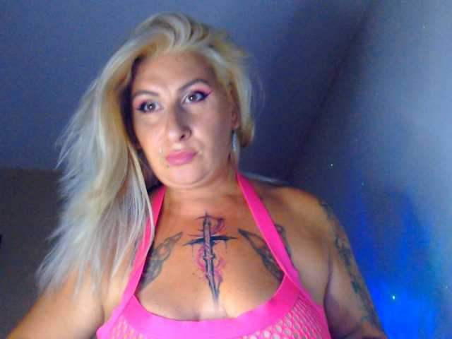 LilithGreen live cam on BongaCams