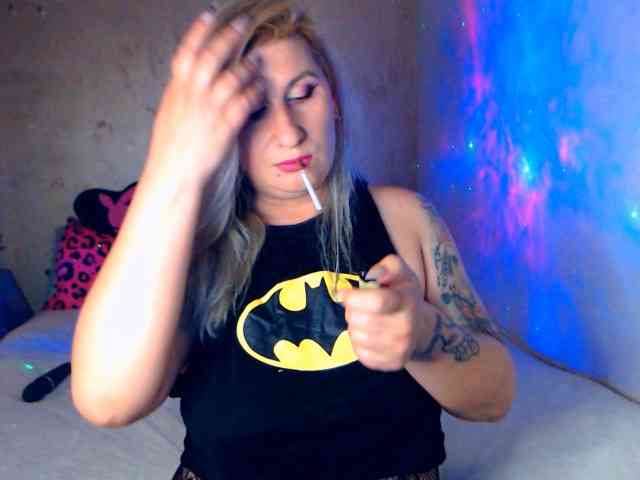 LilithGreen webcam