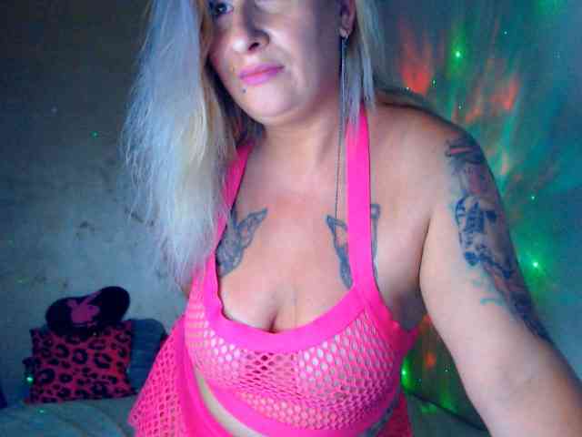LilithGreen webcam