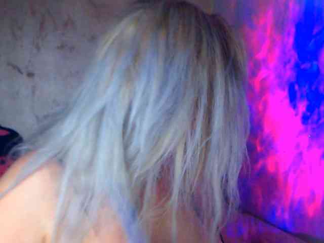 LilithGreen webcam