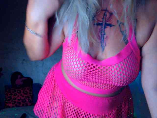 LilithGreen webcam