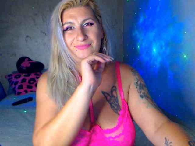 LilithGreen webcam