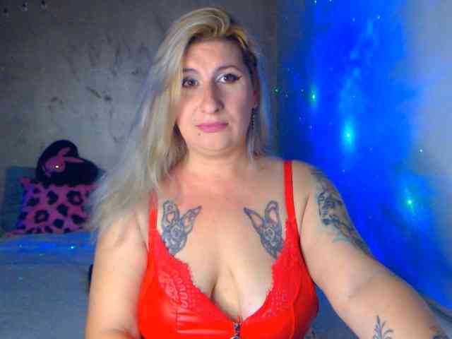 LilithGreen webcam