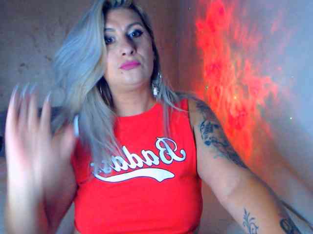 LilithGreen webcam
