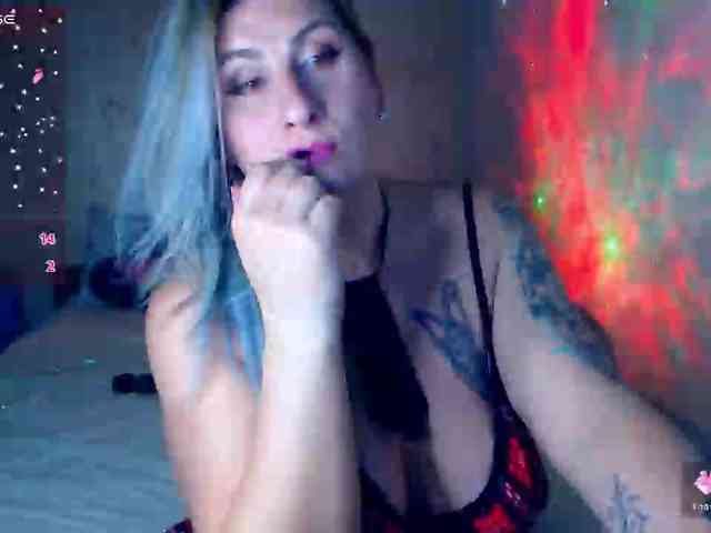 LilithGreen Live Webcam on BongaCams