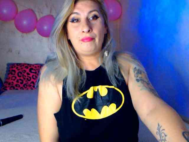 LilithGreen webcam