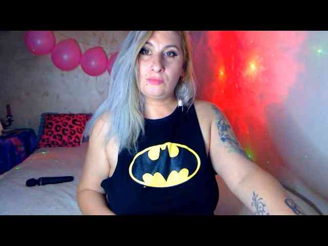 LilithGreen webcam