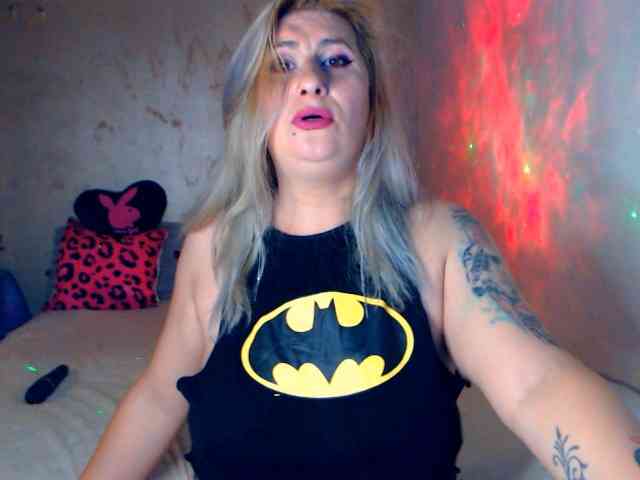 LilithGreen webcam