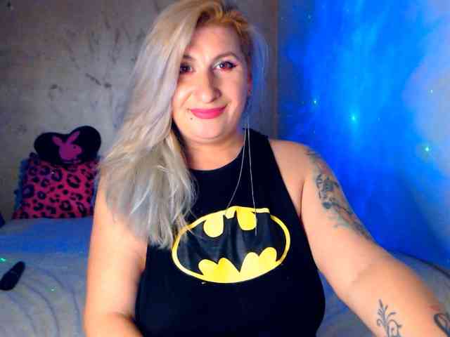 LilithGreen webcam