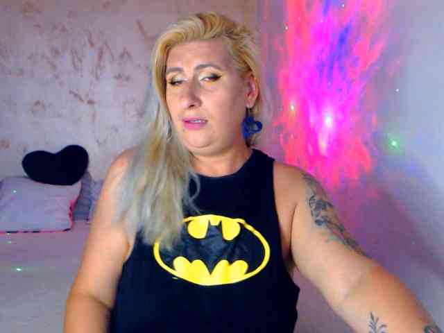 LilithGreen webcam