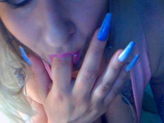 LilithGreen webcam