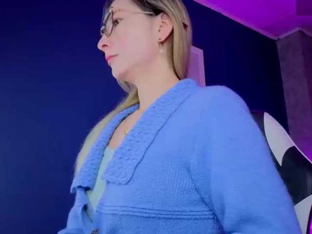EvelynnMiller, en vivo ahora en BongaCams
