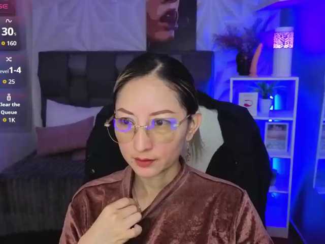 EvelynnMiller live cam on BongaCams